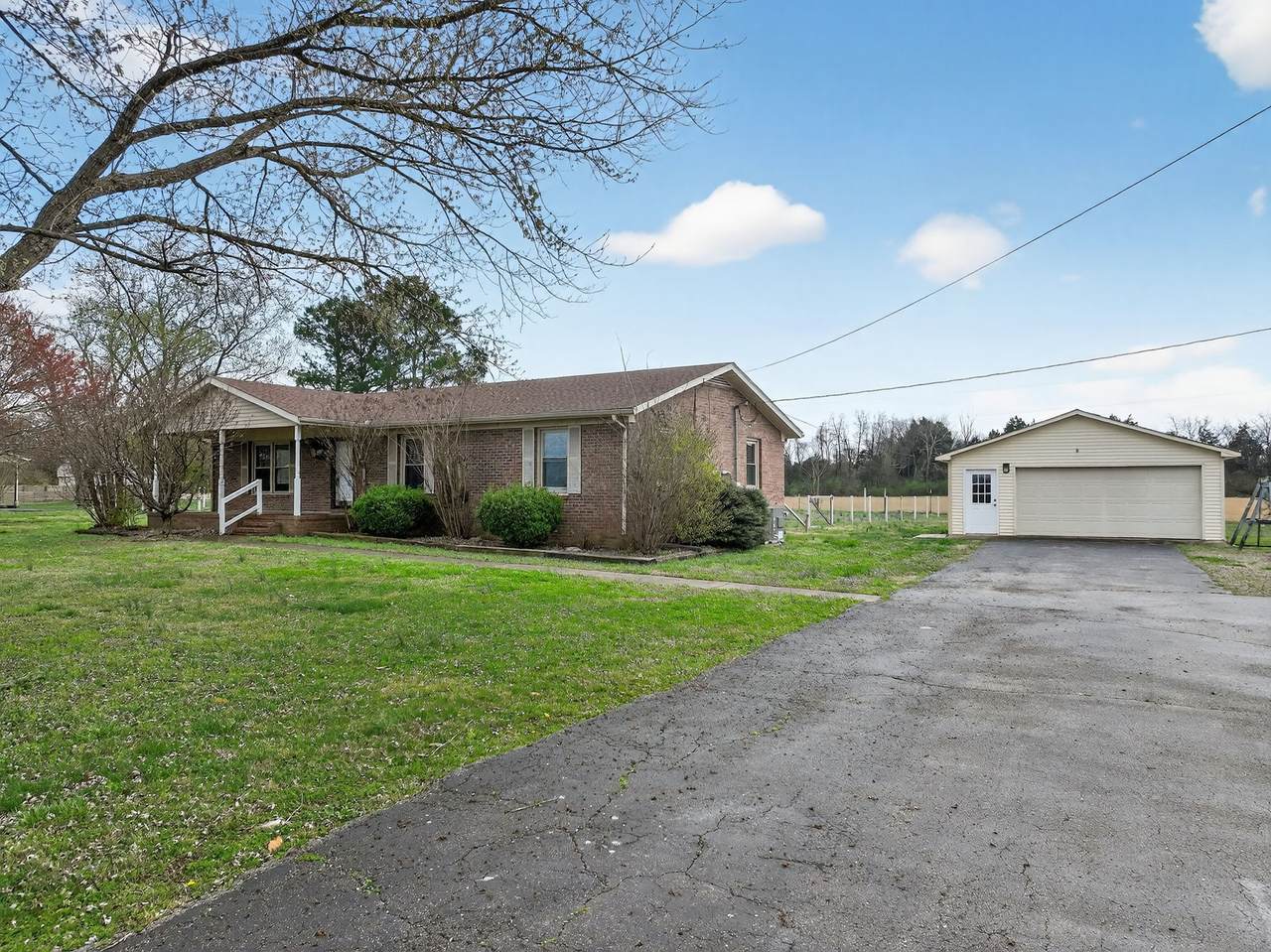 https://bt-photos.global.ssl.fastly.net/nashville/1280_boomver_1_RTC3145143-1.jpg