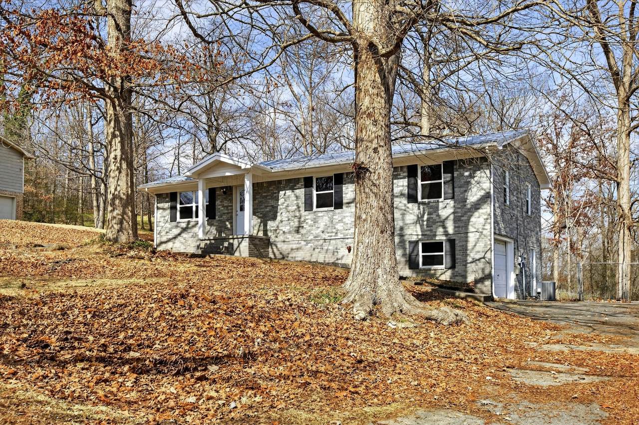 379 Oakwood Circle - Photo 1