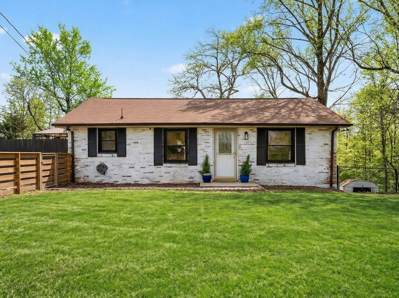 4603 Grays Point Rd - Photo 1