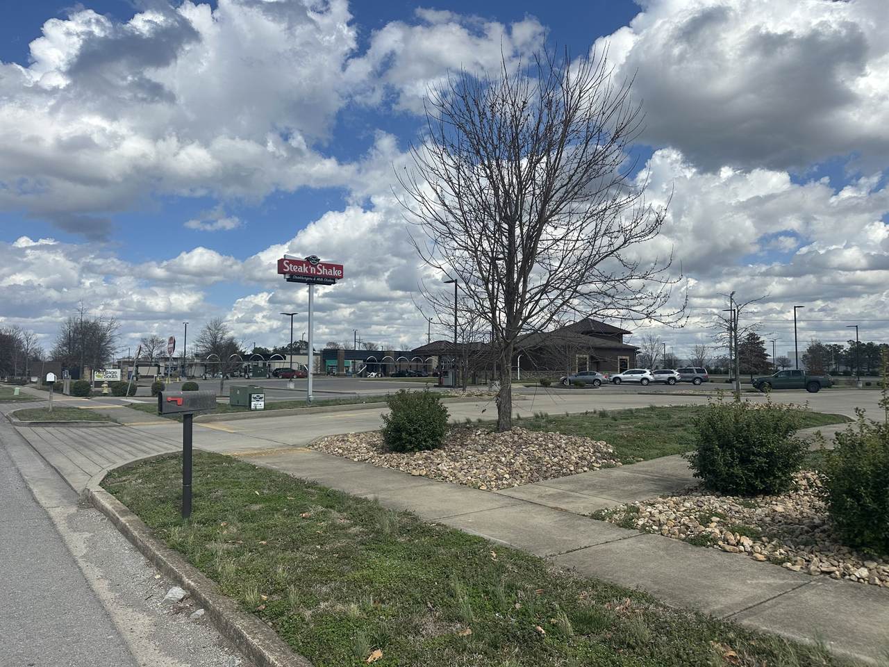https://bt-photos.global.ssl.fastly.net/nashville/1280_boomver_1_RTC3145431-1.jpg