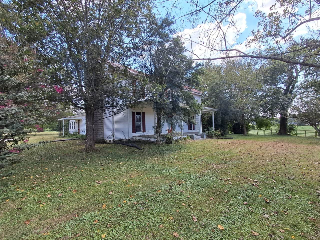 1211 Old Highway 99 - Photo 1