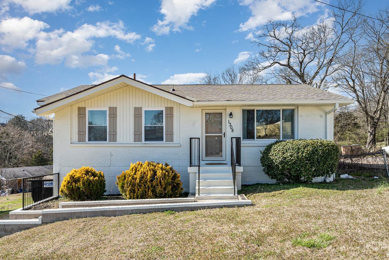 1308 N Avondale Cir - Photo 1