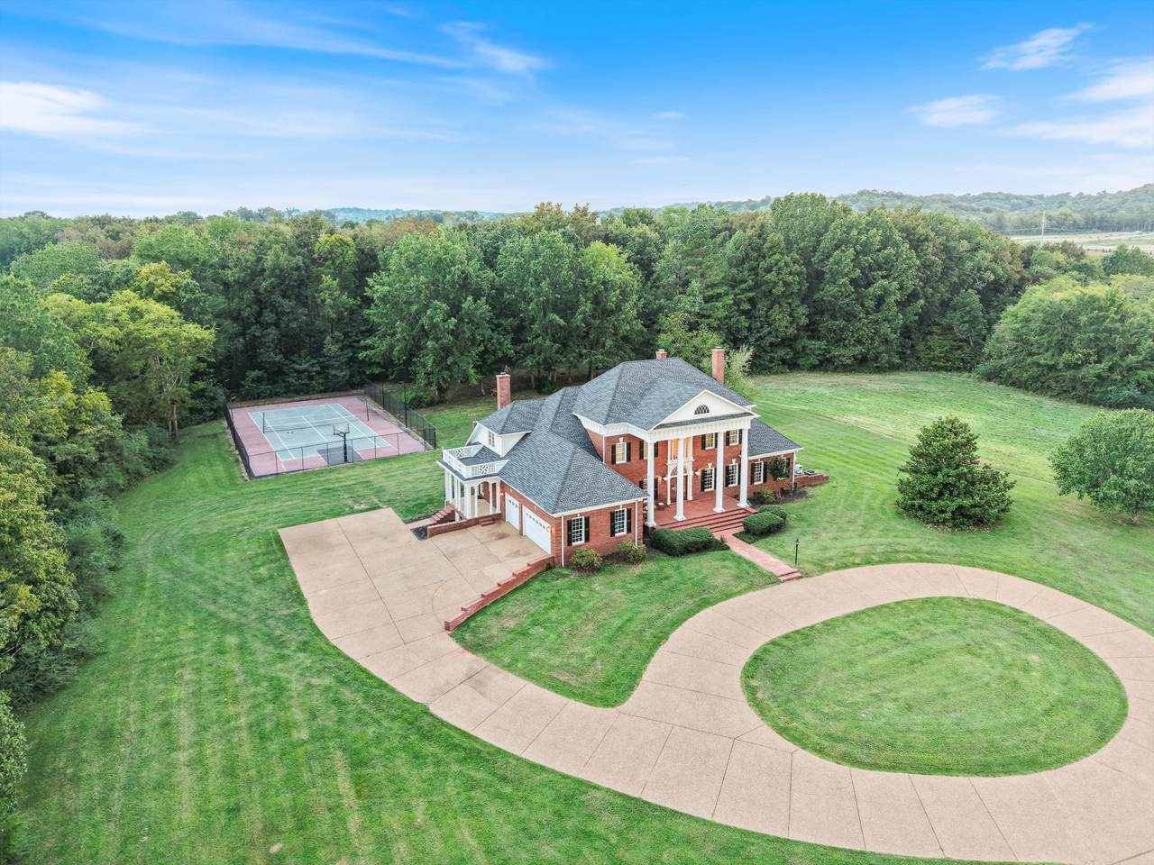 https://bt-photos.global.ssl.fastly.net/nashville/1280_boomver_1_RTC3145826-1.jpg