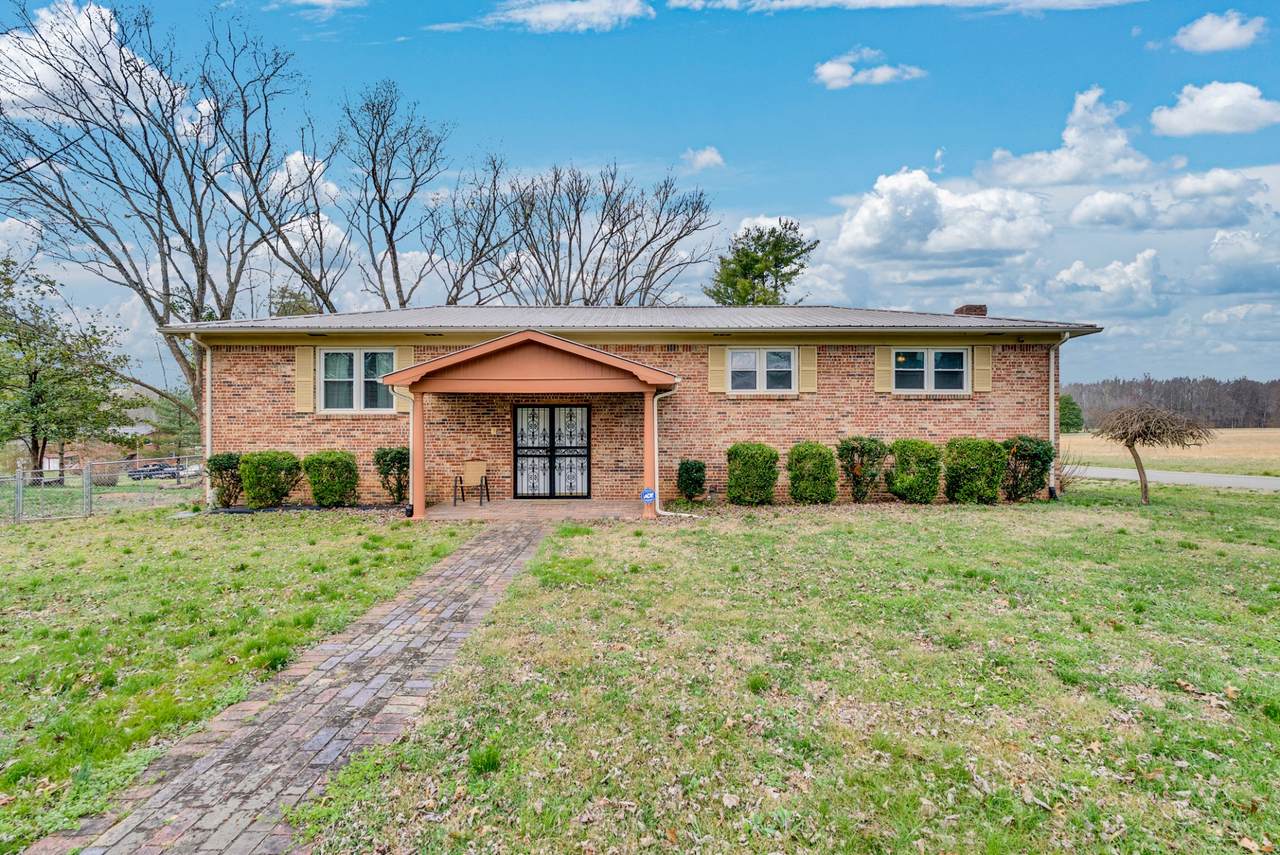 501 Scenic Ln - Photo 1