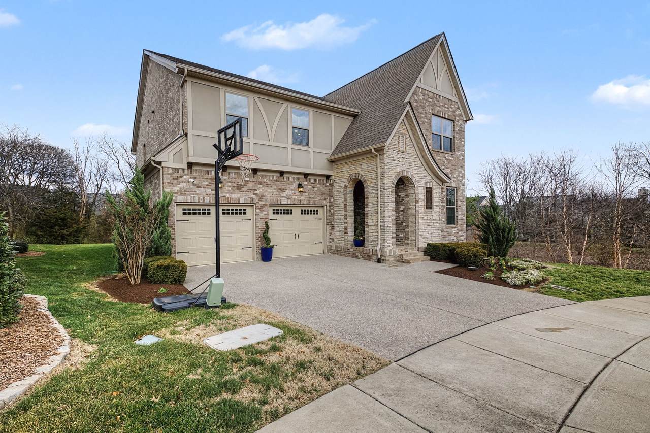 https://bt-photos.global.ssl.fastly.net/nashville/1280_boomver_1_RTC3145974-1.jpg