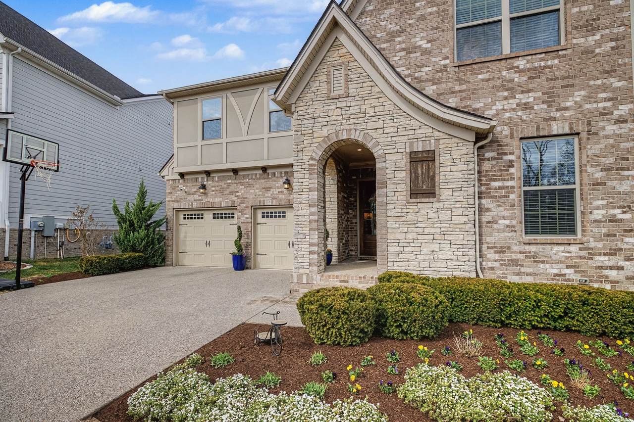 https://bt-photos.global.ssl.fastly.net/nashville/1280_boomver_1_RTC3145974-1.jpg