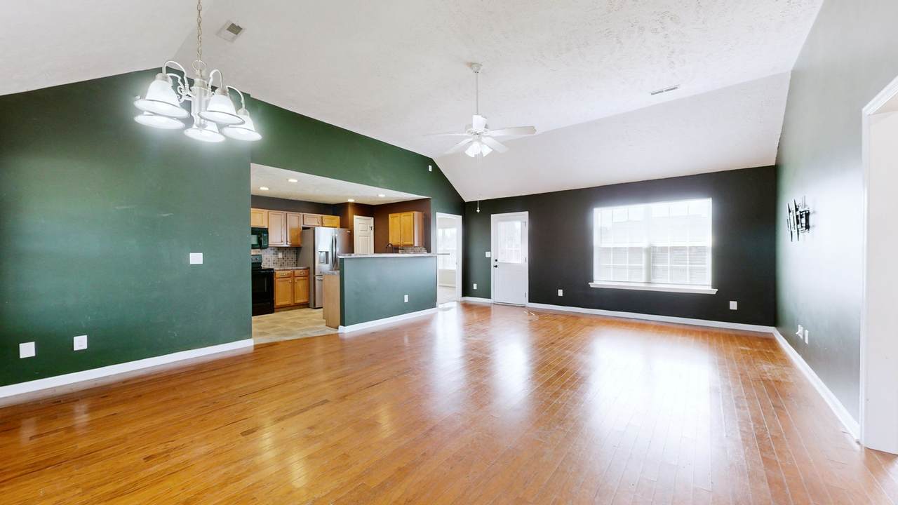 https://bt-photos.global.ssl.fastly.net/nashville/1280_boomver_1_RTC3146062-1.jpg
