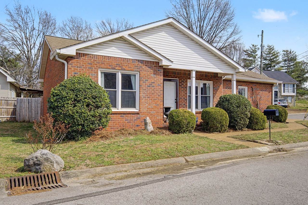 https://bt-photos.global.ssl.fastly.net/nashville/1280_boomver_1_RTC3146120-1.jpg
