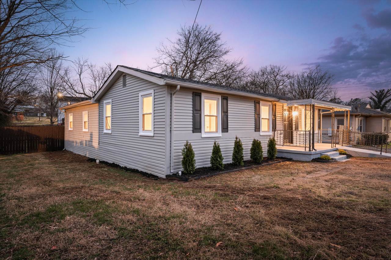 https://bt-photos.global.ssl.fastly.net/nashville/1280_boomver_1_RTC3146139-1.jpg