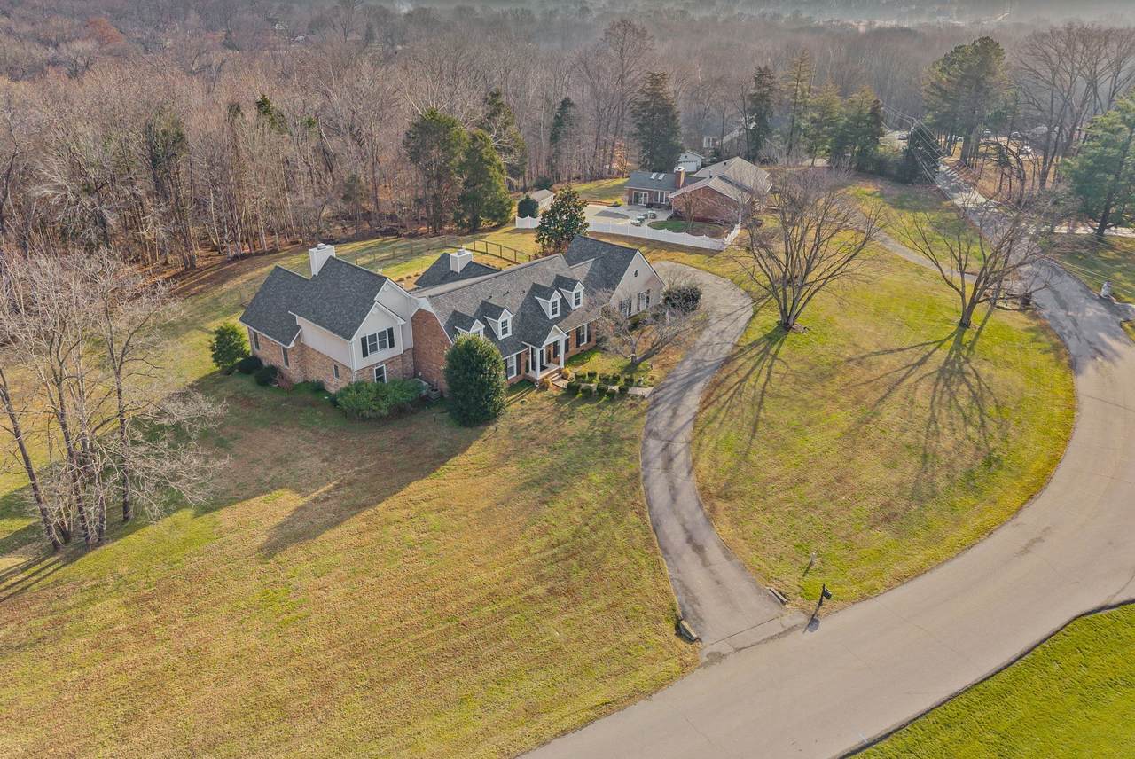 643 Cornwall Rd - Photo 1