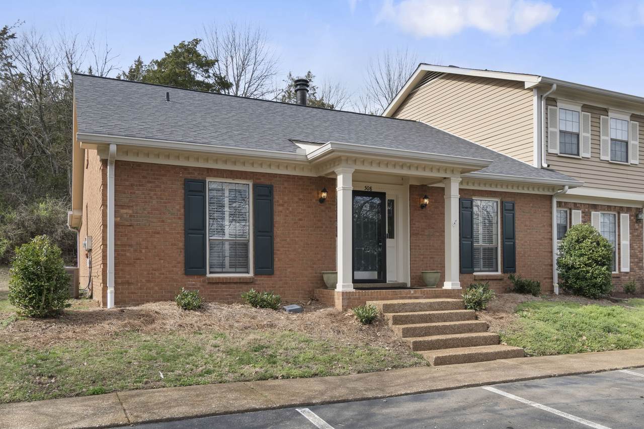 508 Brentwood Pt - Photo 1