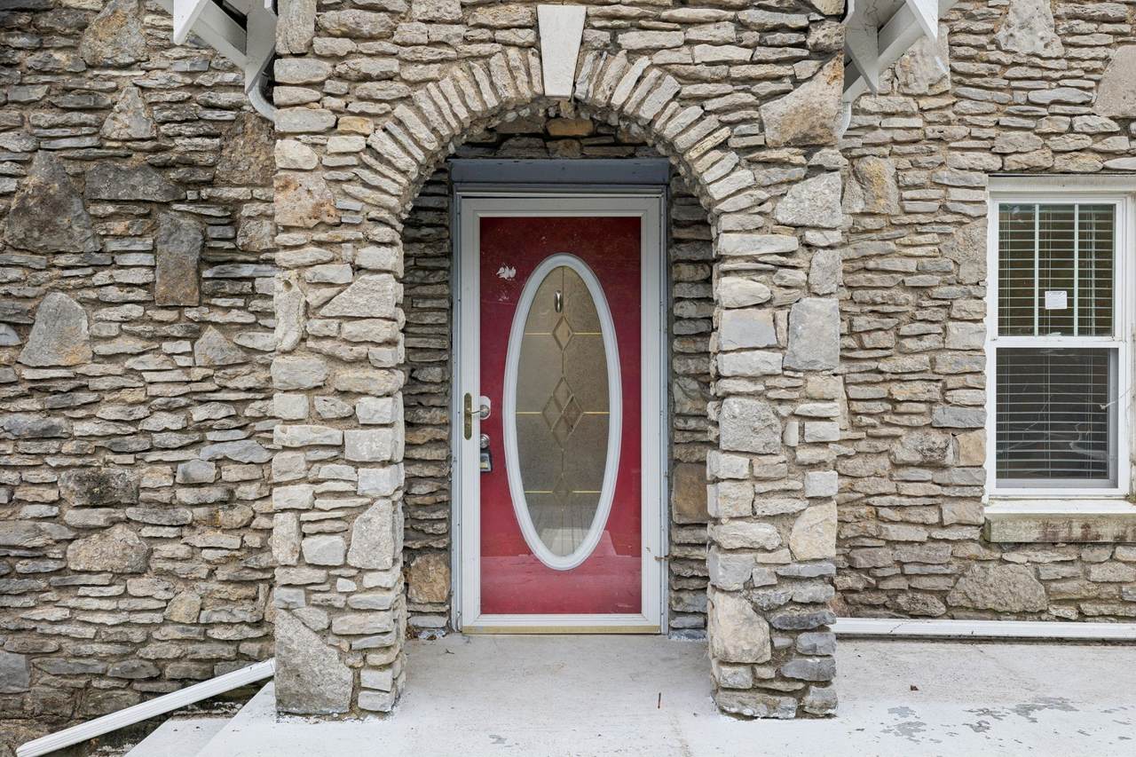 https://bt-photos.global.ssl.fastly.net/nashville/1280_boomver_1_RTC3146802-1.jpg