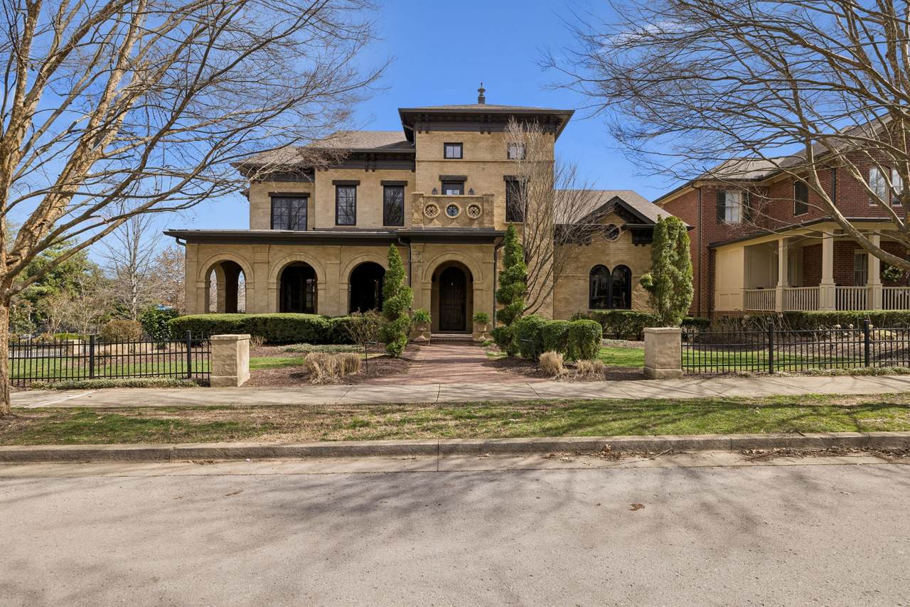 1606 Championship Blvd - Photo 1
