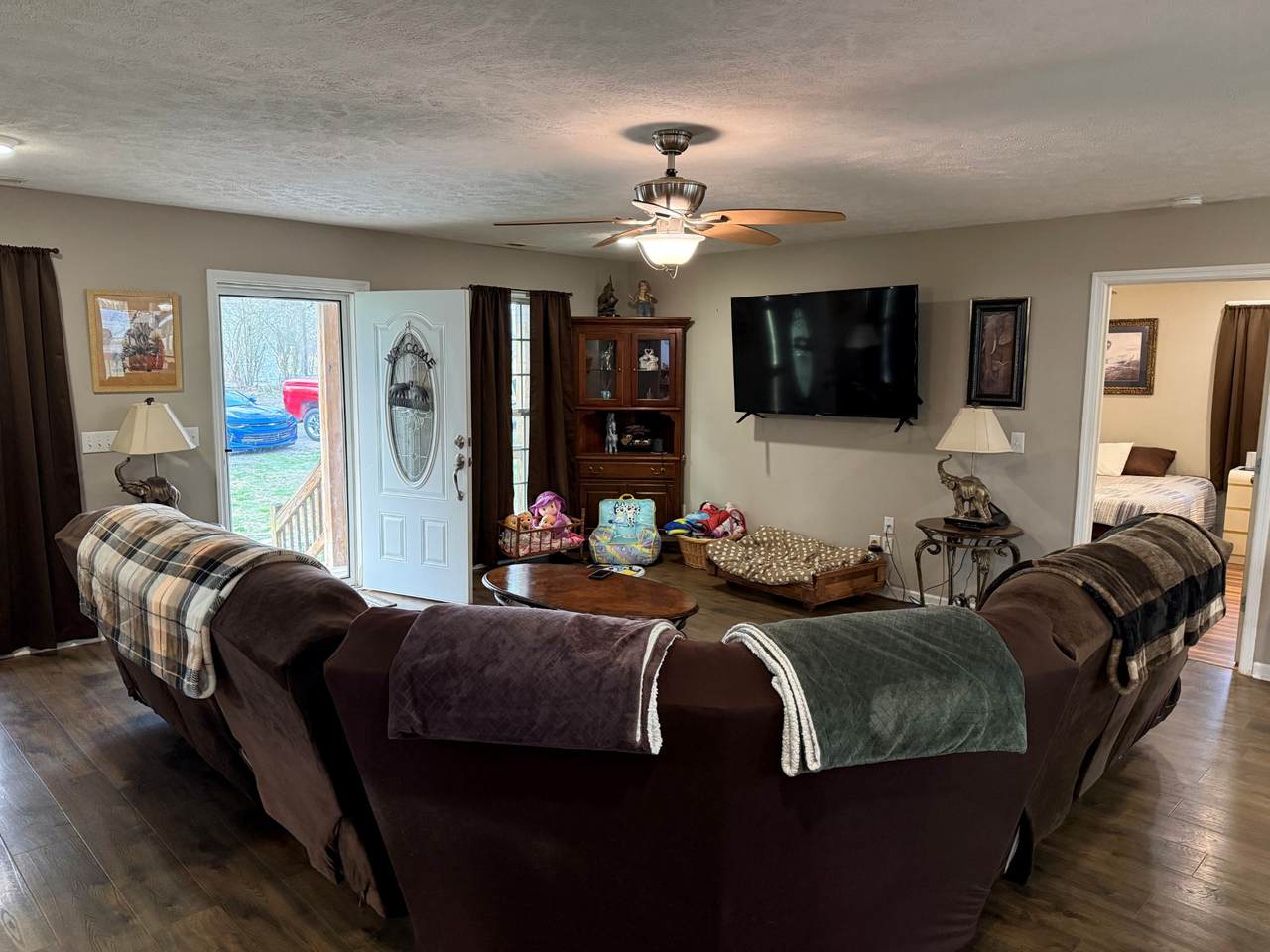 https://bt-photos.global.ssl.fastly.net/nashville/1280_boomver_1_RTC3147078-1.jpg