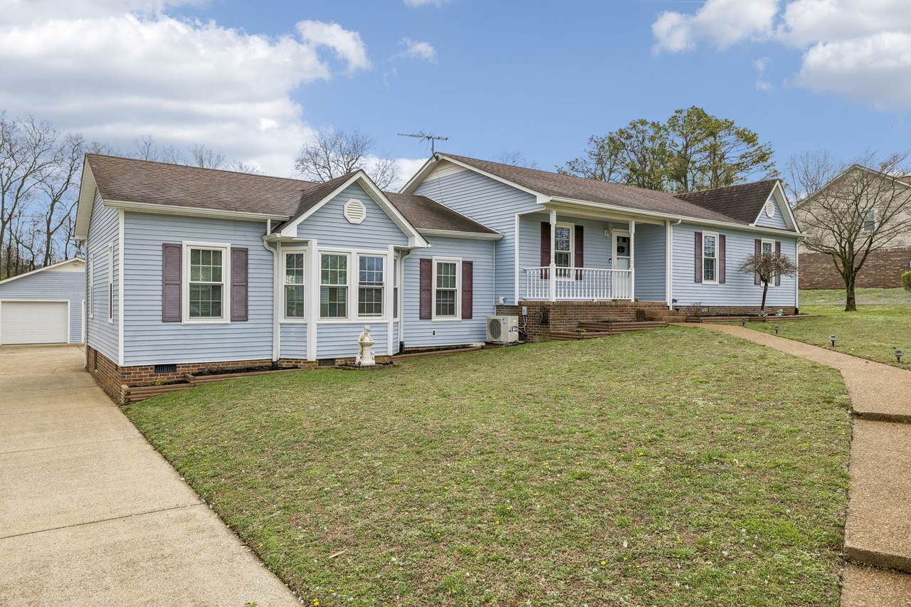 2531 Zion Rd - Photo 1
