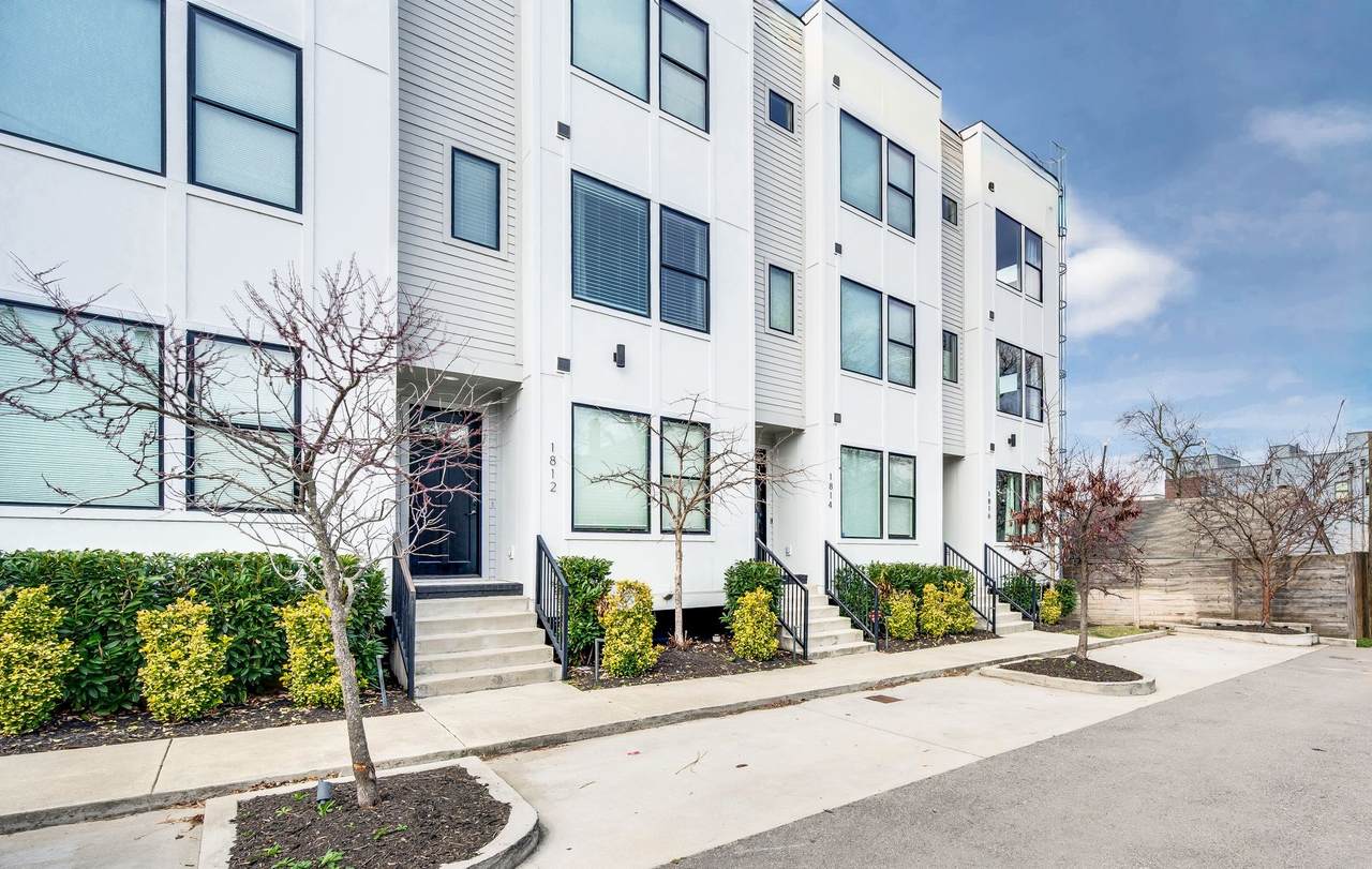 1814 Wedgewood Ave - Photo 1