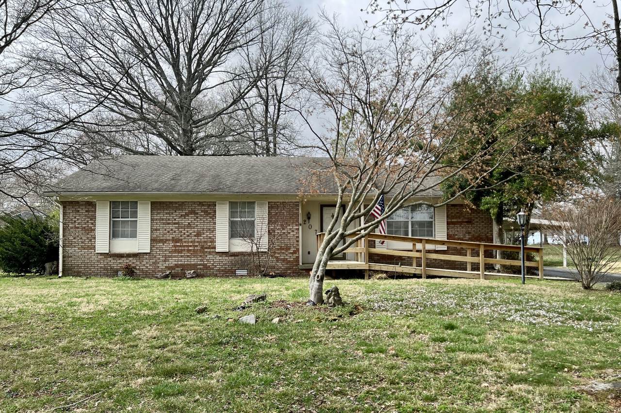 207 Spence Ln - Photo 1