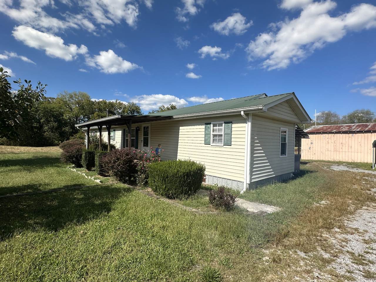 336 Oscar Crowell Rd - Photo 1