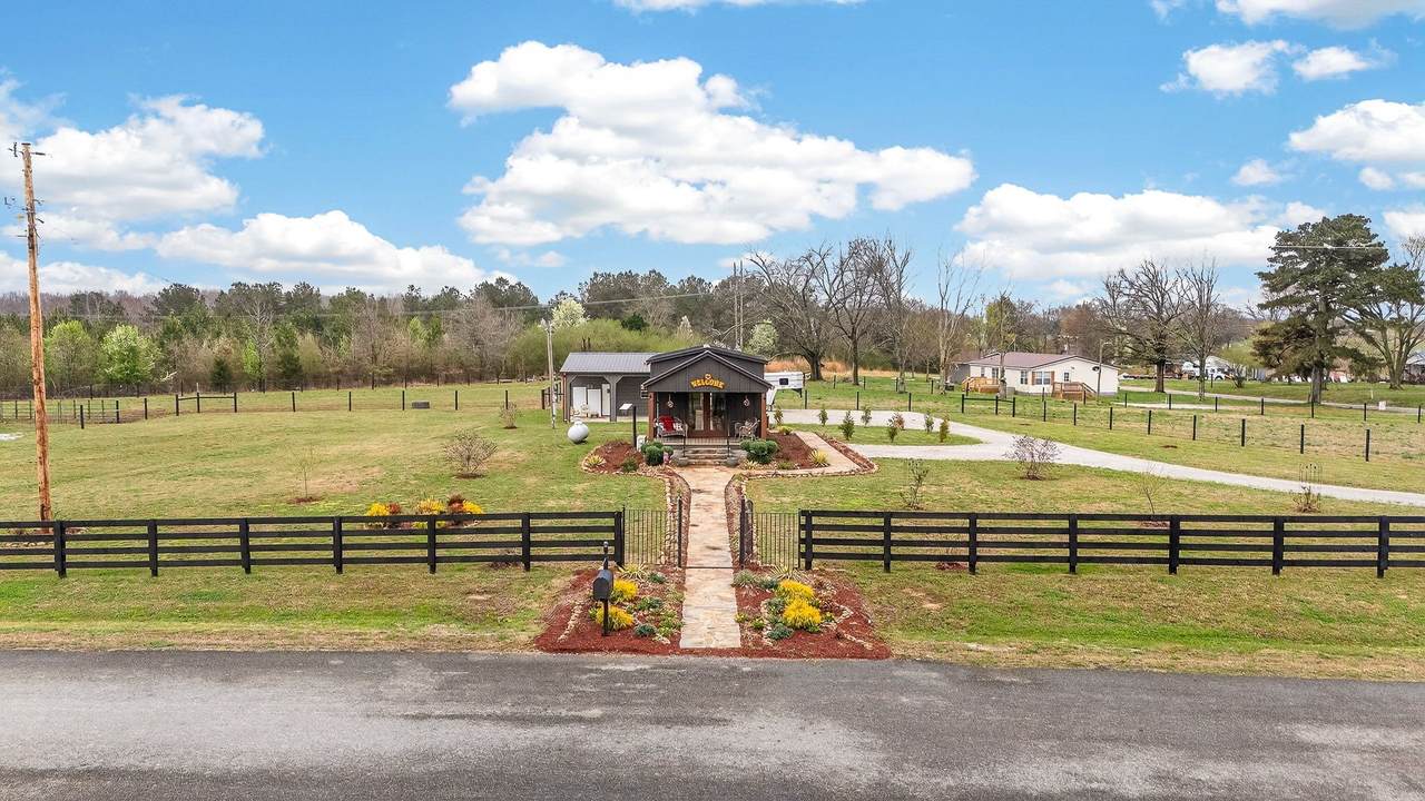 https://bt-photos.global.ssl.fastly.net/nashville/1280_boomver_1_RTC3147479-1.jpg