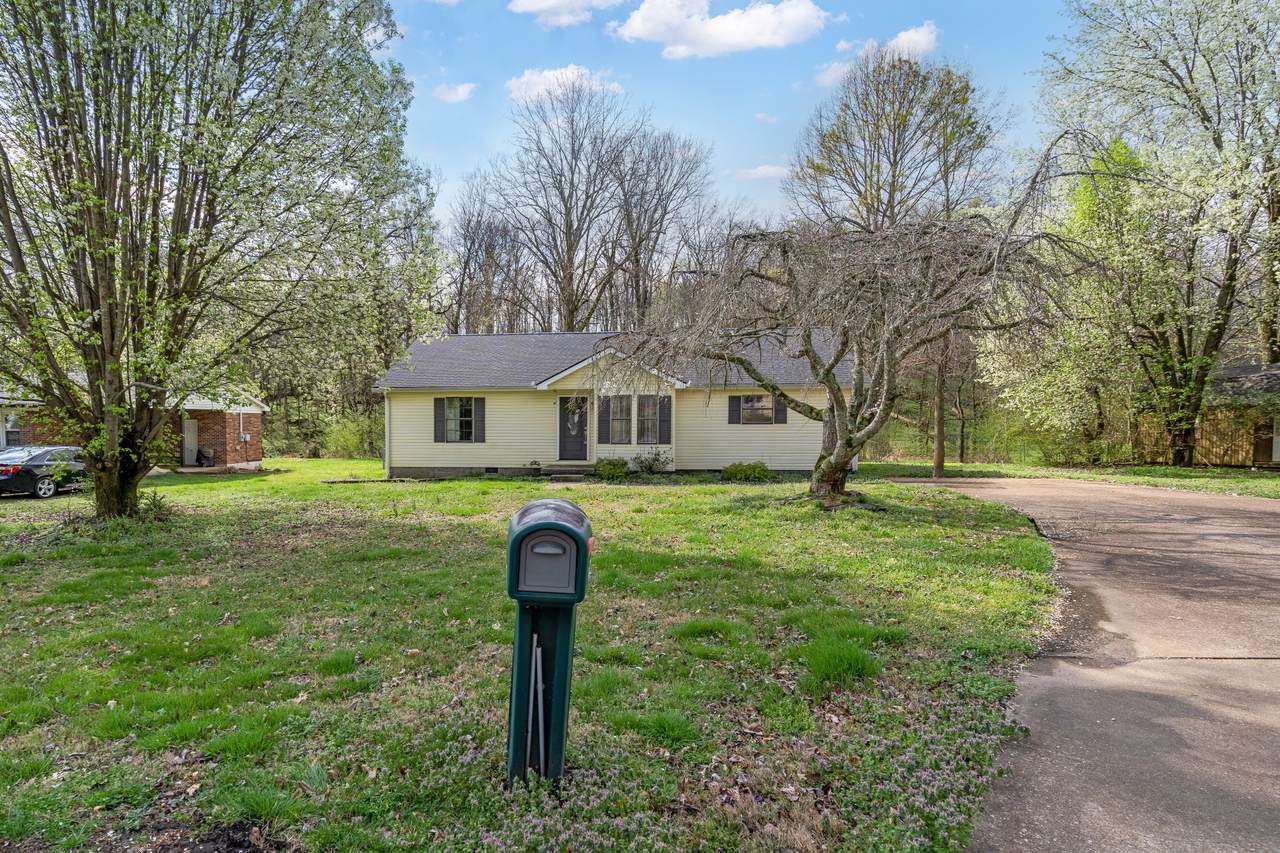 2041 Phillips St - Photo 1