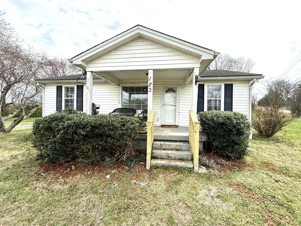 https://bt-photos.global.ssl.fastly.net/nashville/1280_boomver_1_RTC3147860-1.jpg