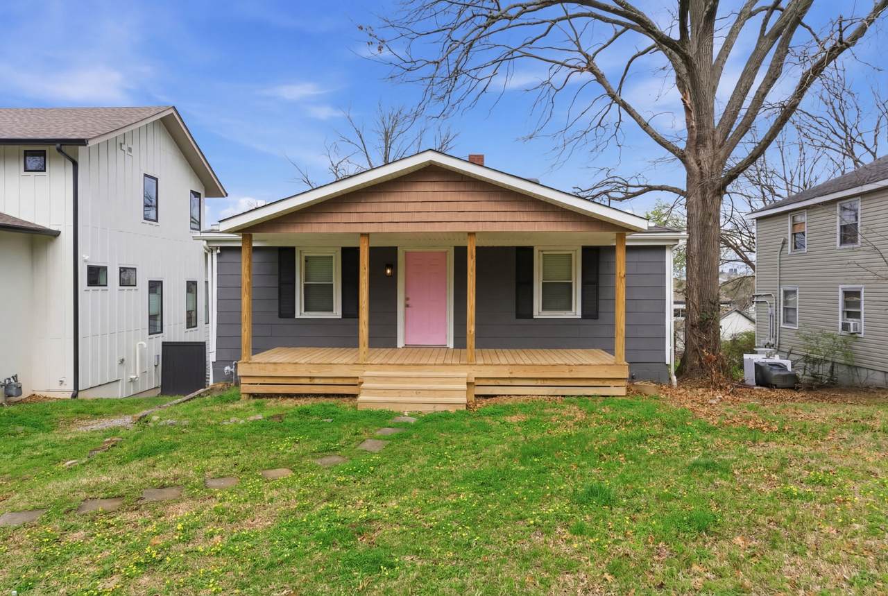 3904 Dakota Ave - Photo 1