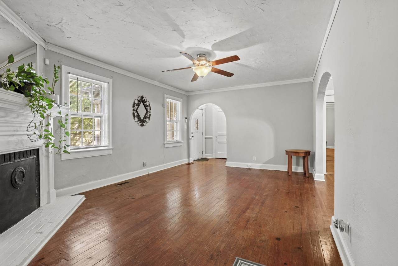 1804 Mars St - Photo 1