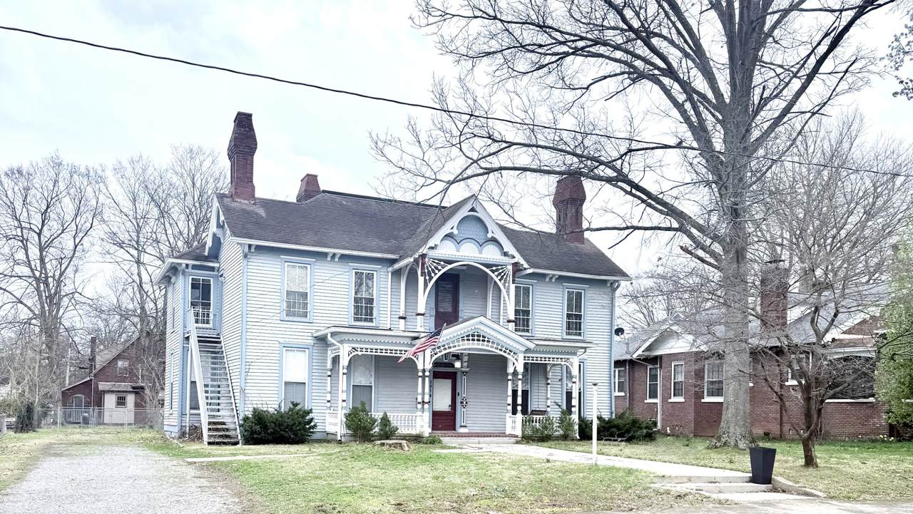 1814 S Main St - Photo 1