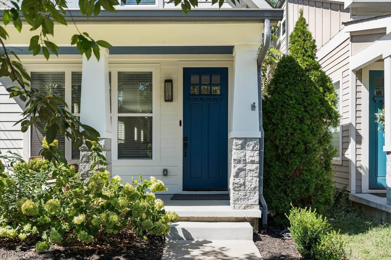 2213B 11th Ave - Photo 1