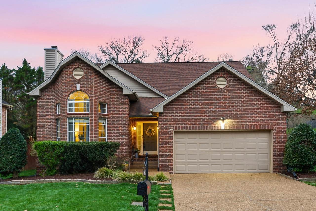 6857 Sunnywood Dr - Photo 1