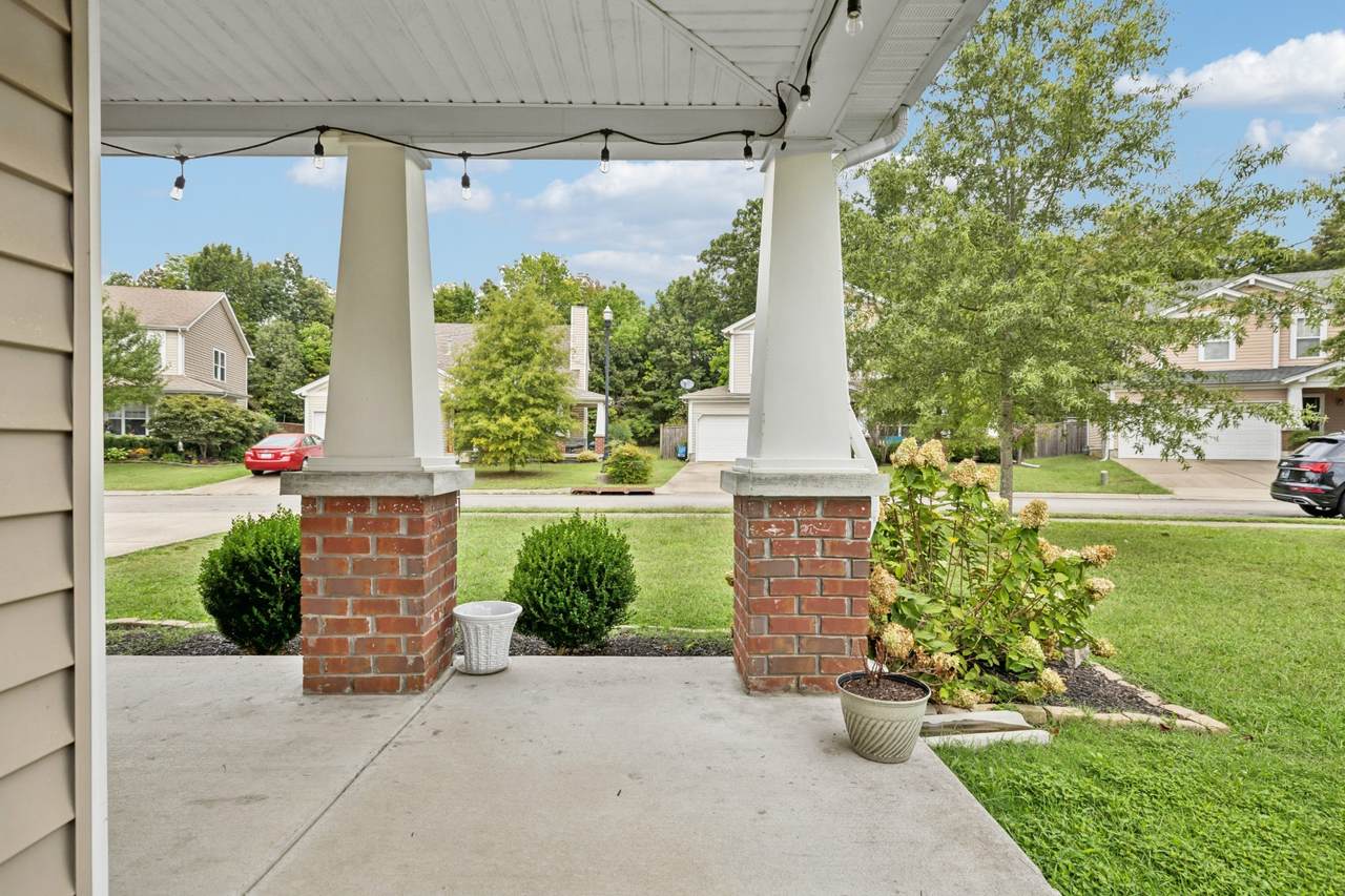https://bt-photos.global.ssl.fastly.net/nashville/1280_boomver_1_RTC3148027-1.jpg