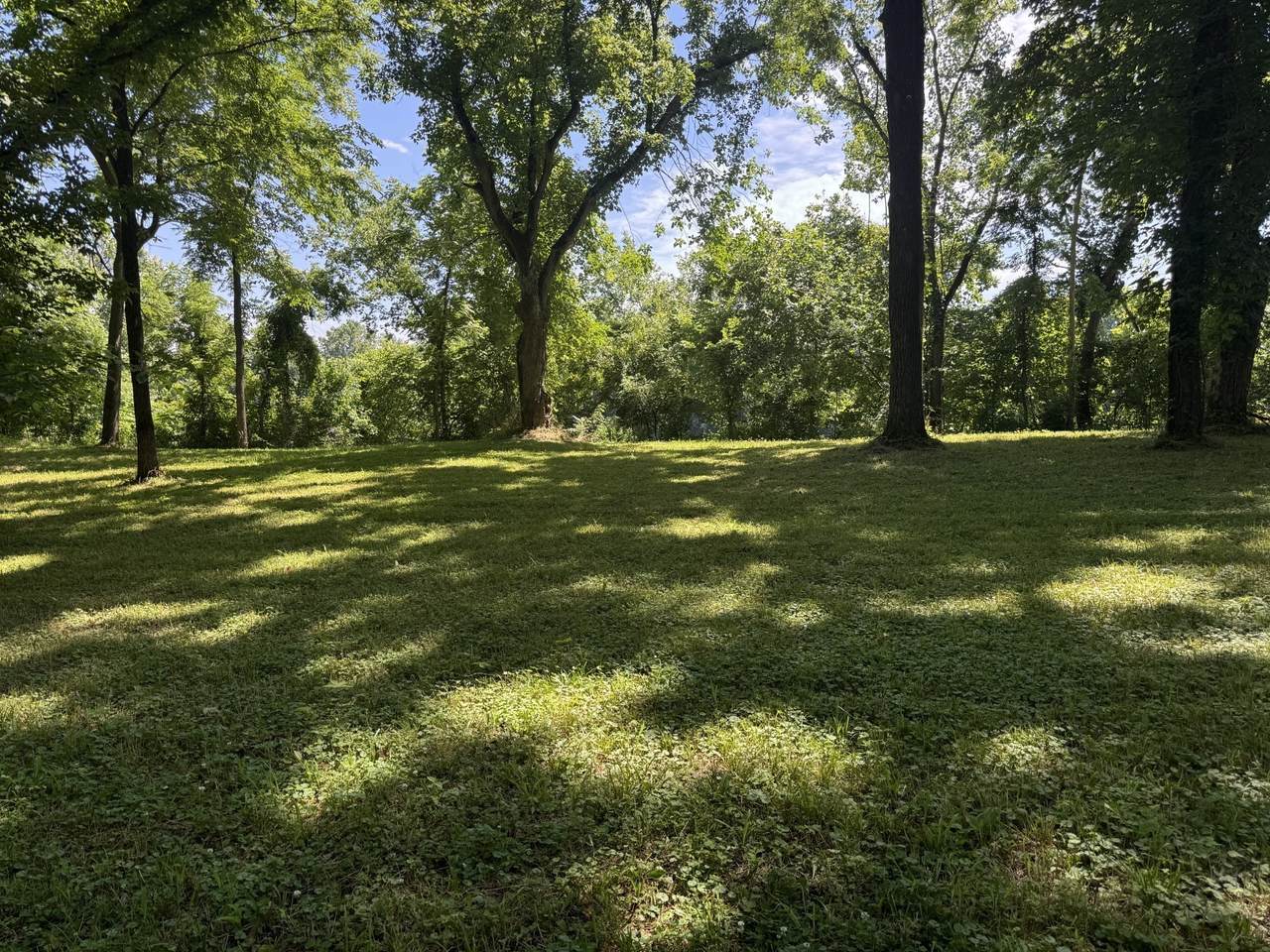 https://bt-photos.global.ssl.fastly.net/nashville/1280_boomver_1_RTC3148081-1.jpg
