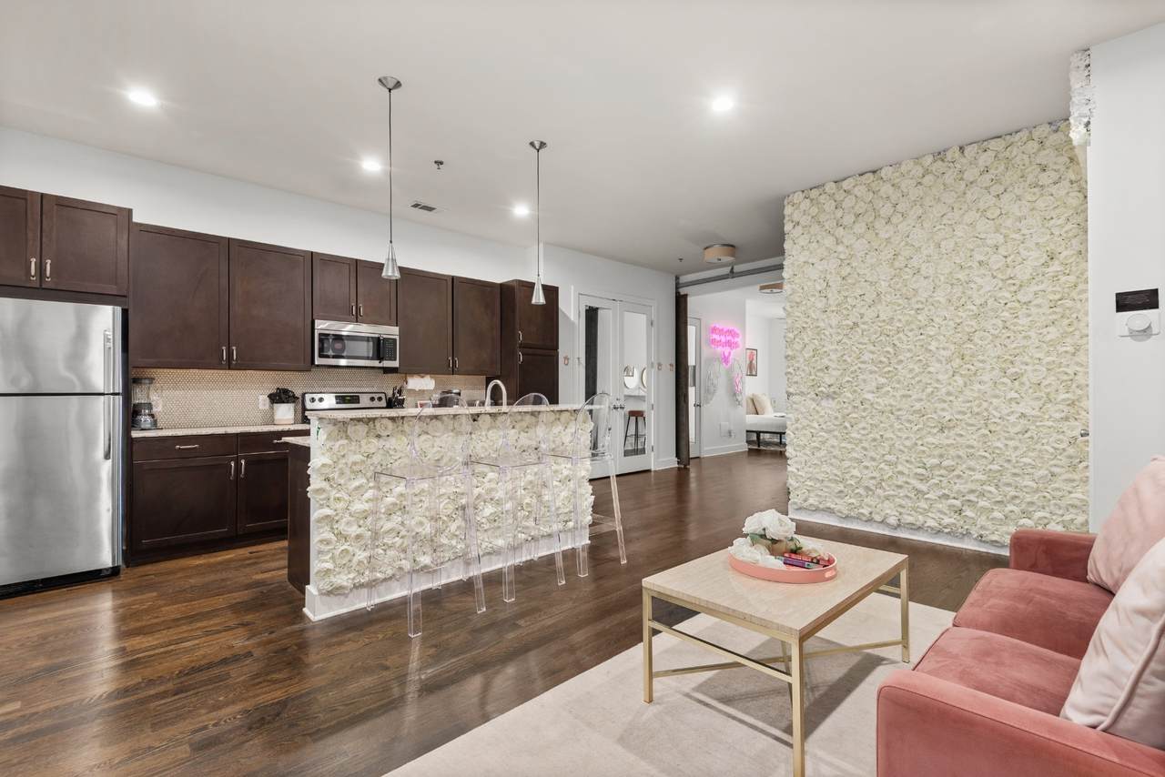 210 30th Ave - Photo 1