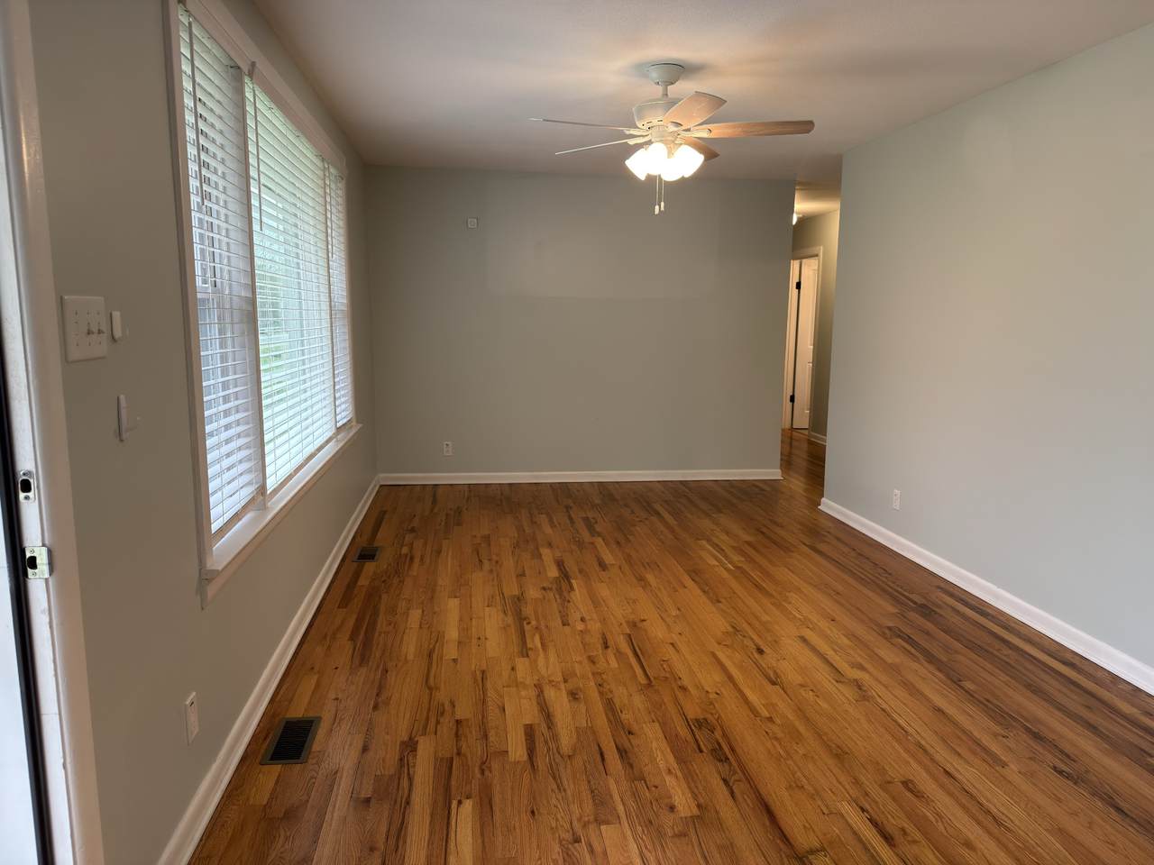 https://bt-photos.global.ssl.fastly.net/nashville/1280_boomver_1_RTC3148193-1.jpg