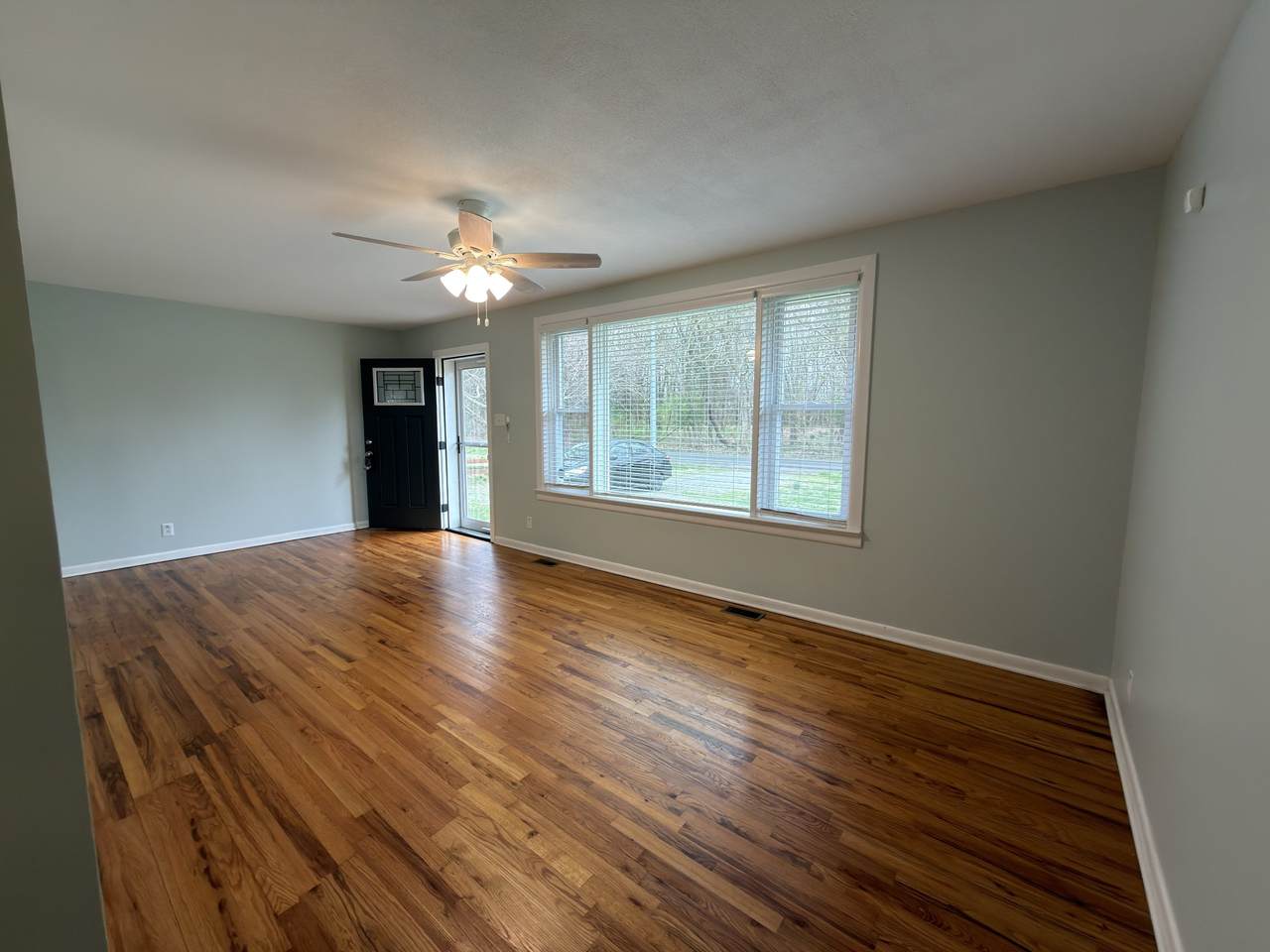 https://bt-photos.global.ssl.fastly.net/nashville/1280_boomver_1_RTC3148193-1.jpg