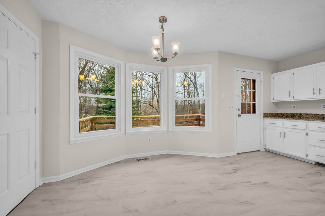 https://bt-photos.global.ssl.fastly.net/nashville/1280_boomver_1_RTC3148203-1.jpg