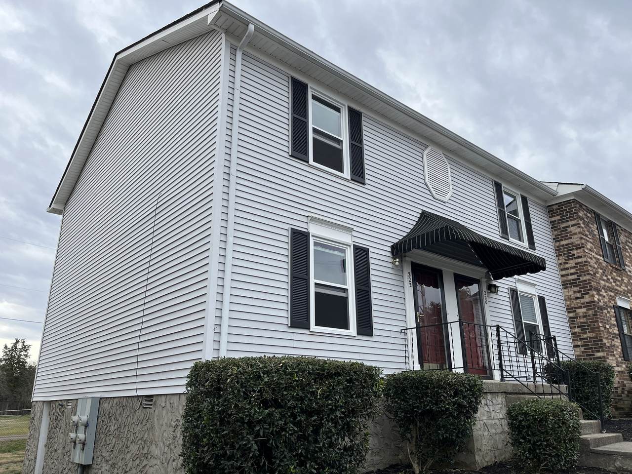 222 Edgewood Dr - Photo 1