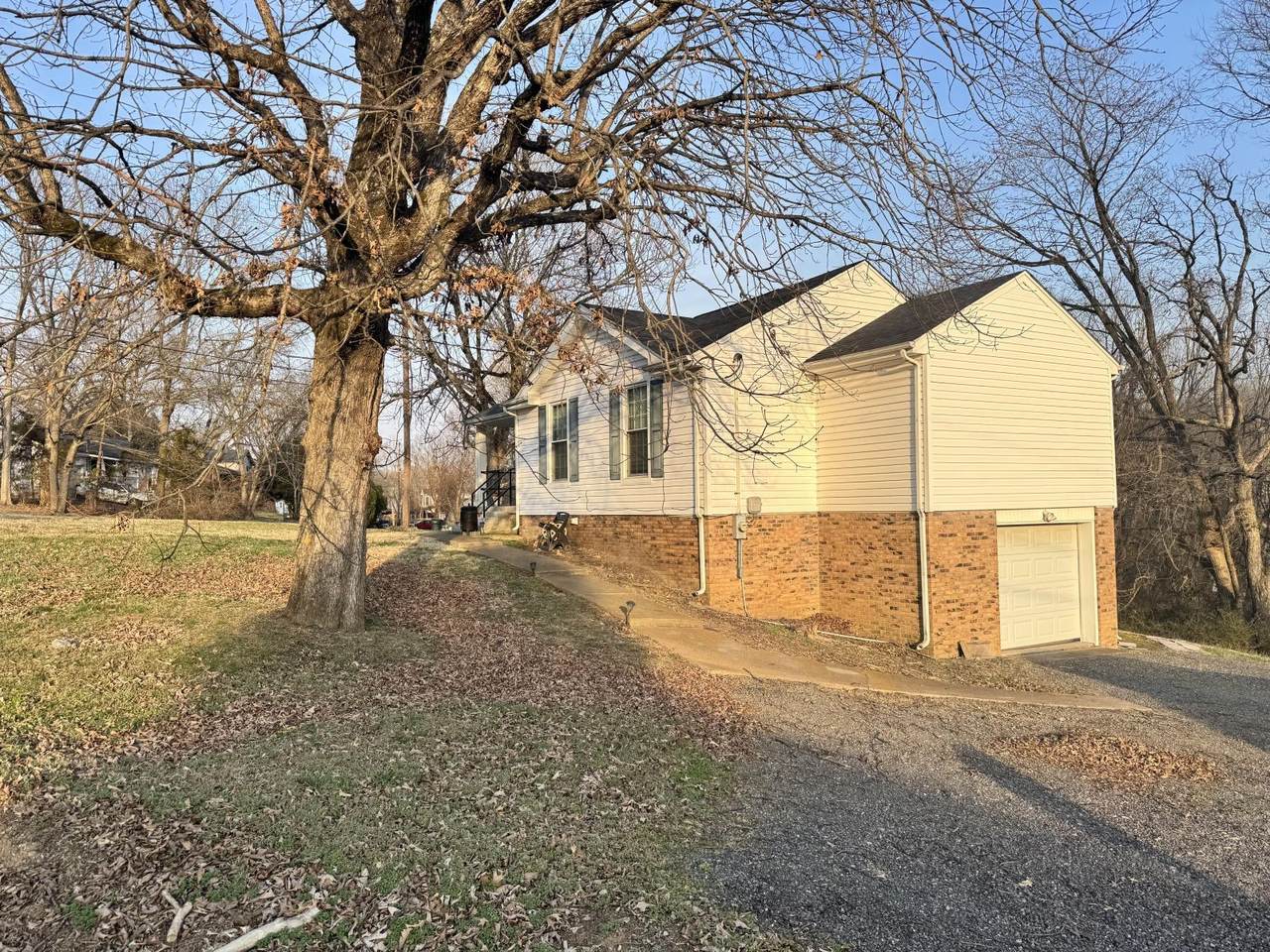 https://bt-photos.global.ssl.fastly.net/nashville/1280_boomver_1_RTC3148658-1.jpg