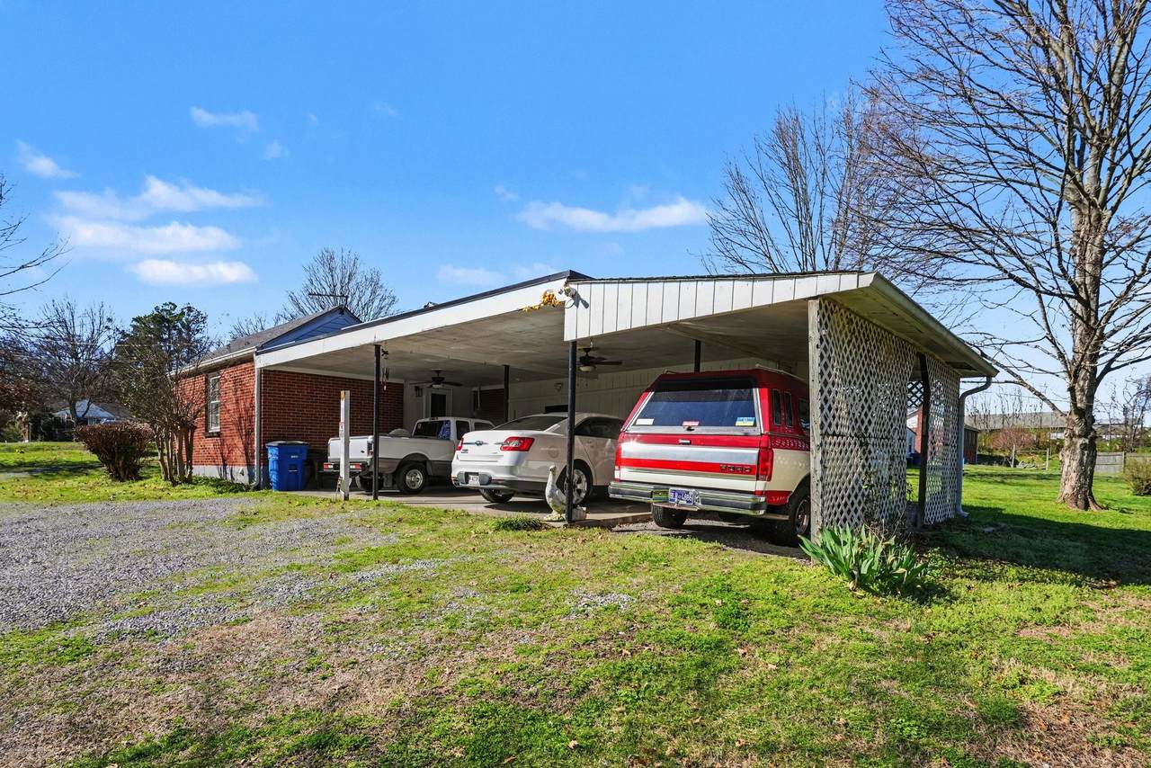 https://bt-photos.global.ssl.fastly.net/nashville/1280_boomver_1_RTC3148797-1.jpg