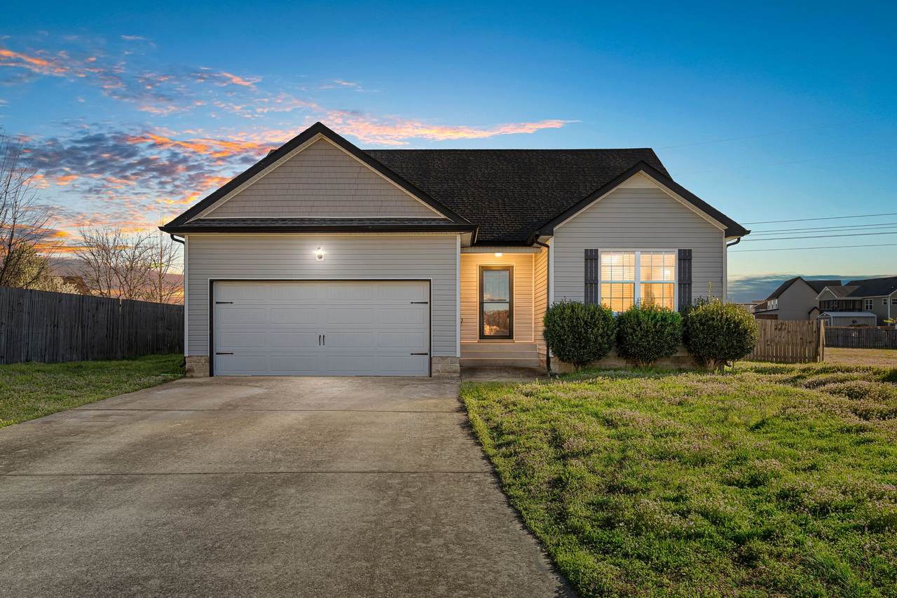 2329 Spike Ct - Photo 1