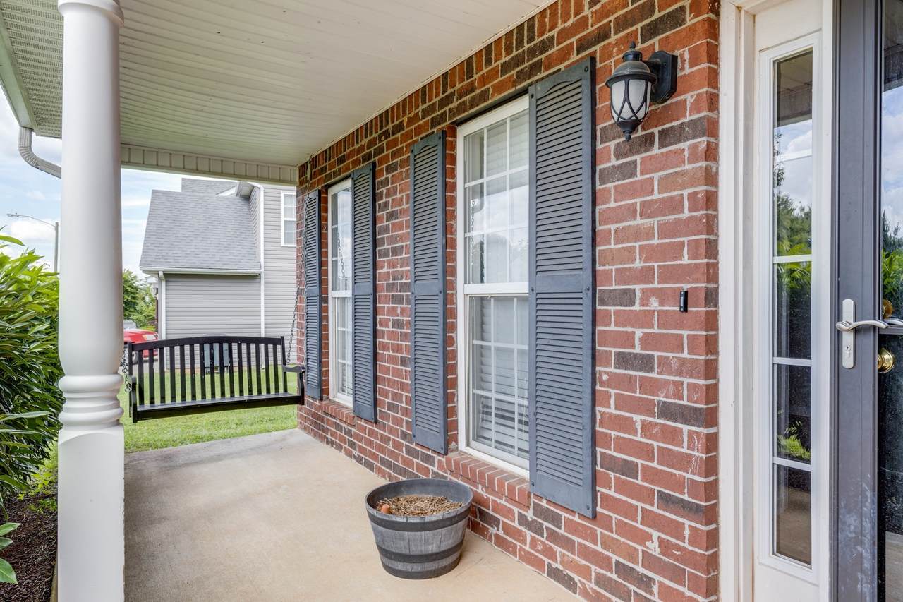 https://bt-photos.global.ssl.fastly.net/nashville/1280_boomver_1_RTC3149007-1.jpg