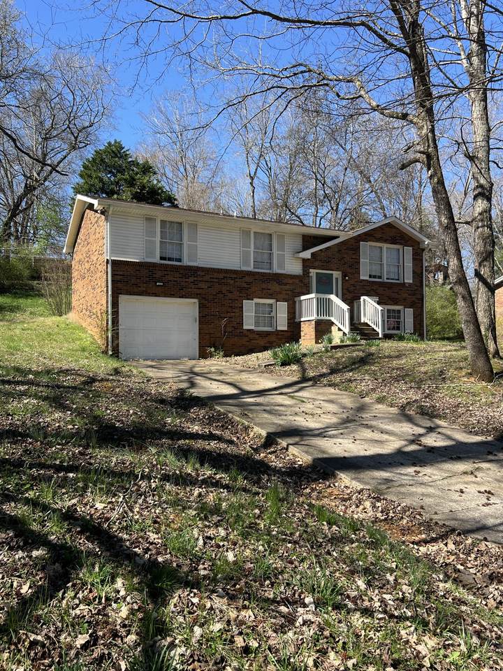 1270 Slayden Cir - Photo 1