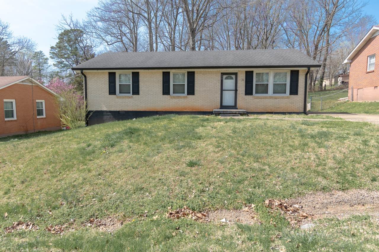 402 Oriole Cir - Photo 1
