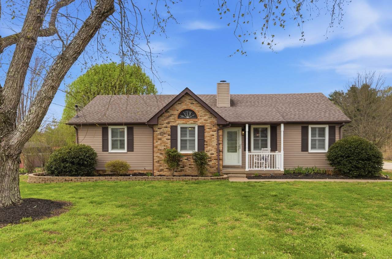 625 Shelley Dr - Photo 1