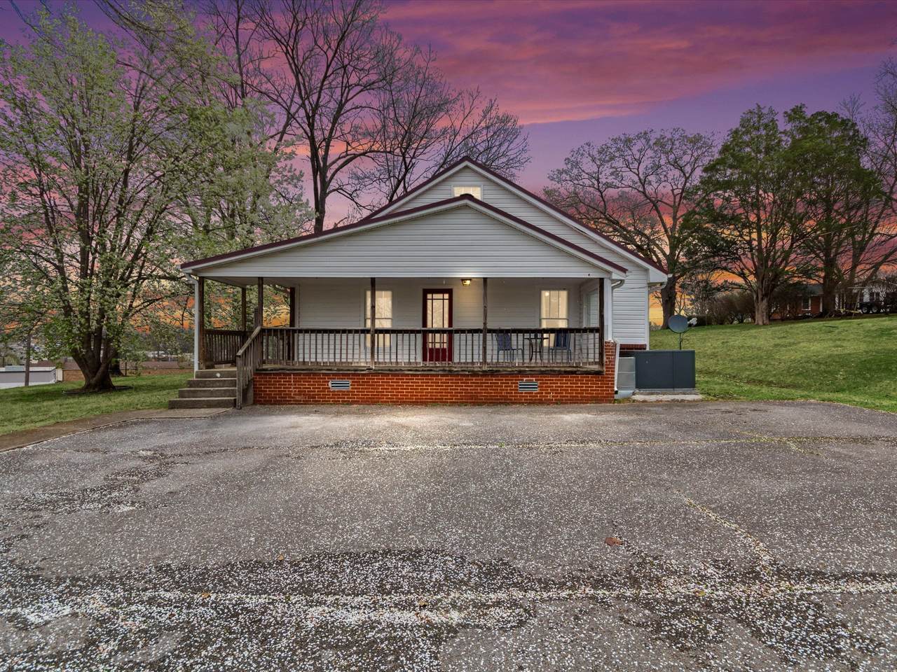 110 Dotson Ln - Photo 1