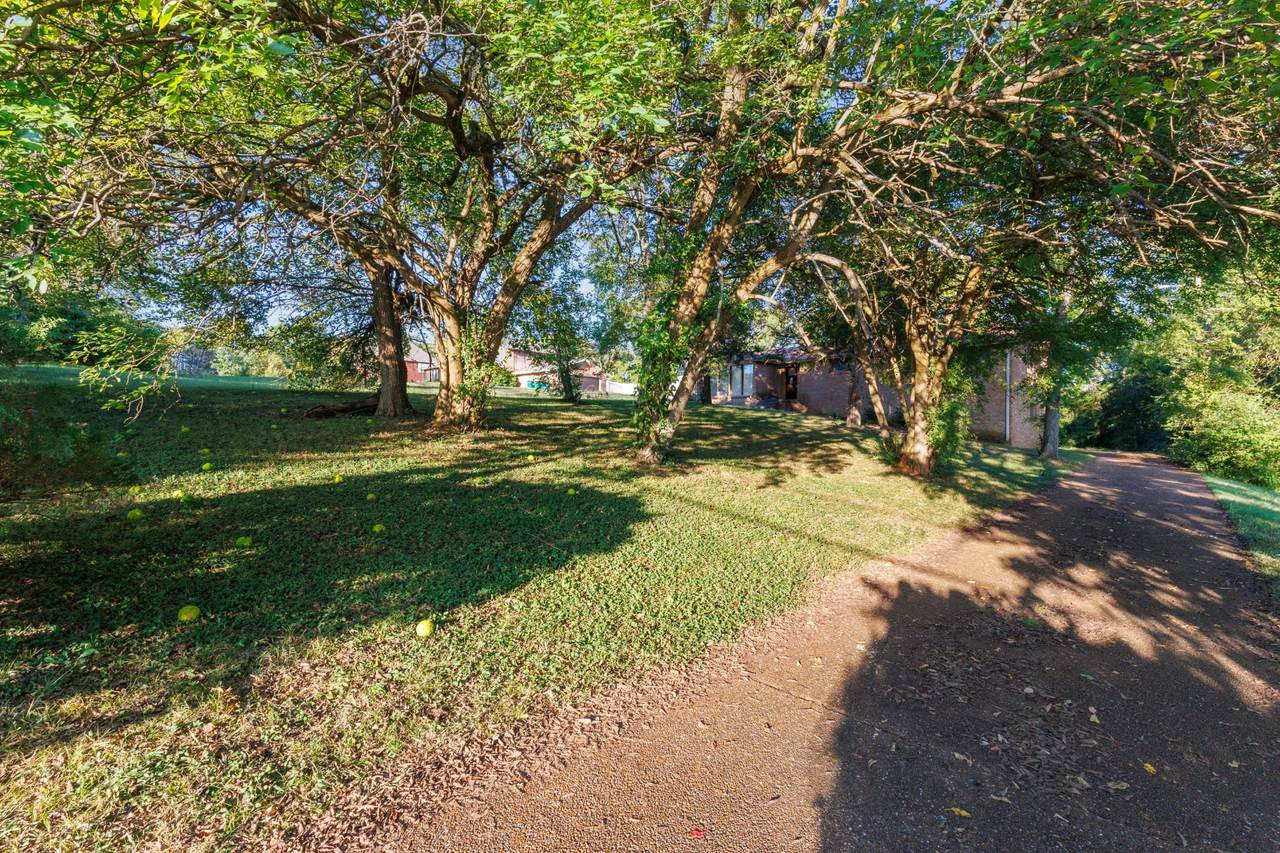 https://bt-photos.global.ssl.fastly.net/nashville/1280_boomver_1_RTC3149214-1.jpg