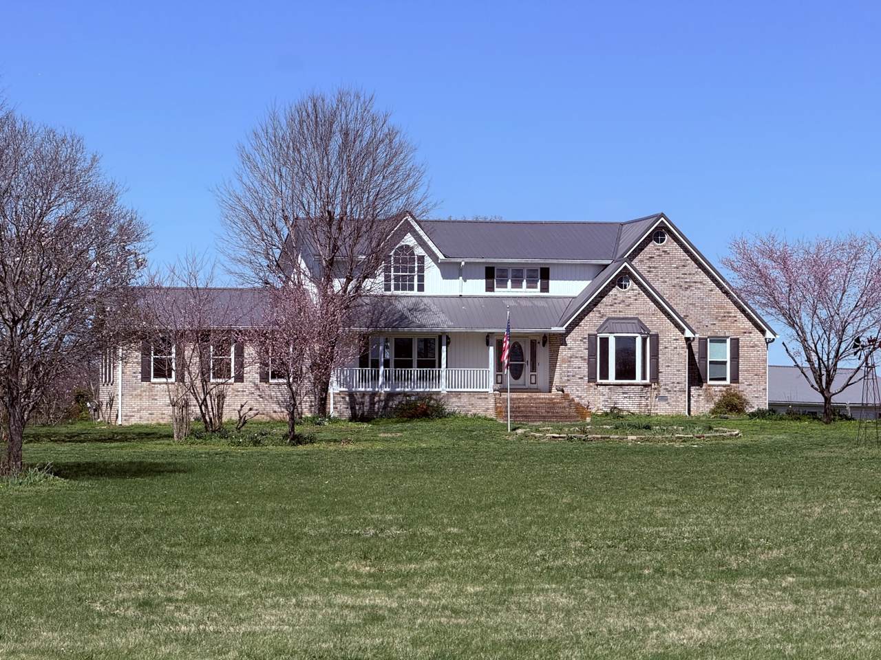 1585 Jones Creek Rd - Photo 1
