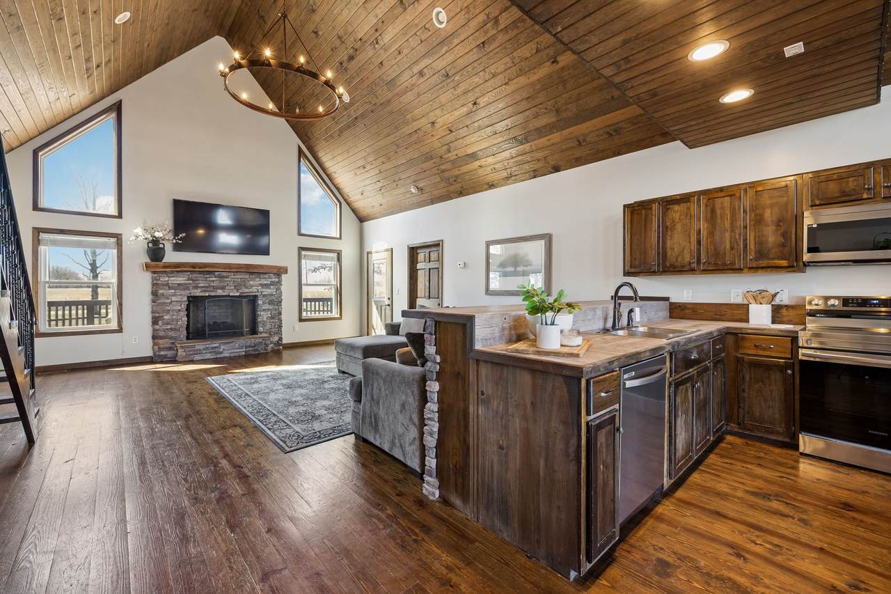 267 Switzerland Rd - Photo 1