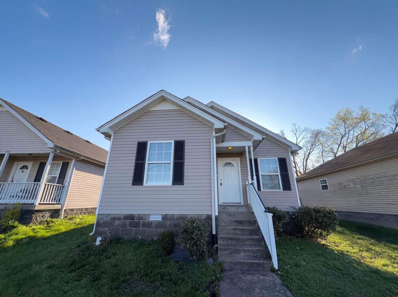 1513 Luton St - Photo 1