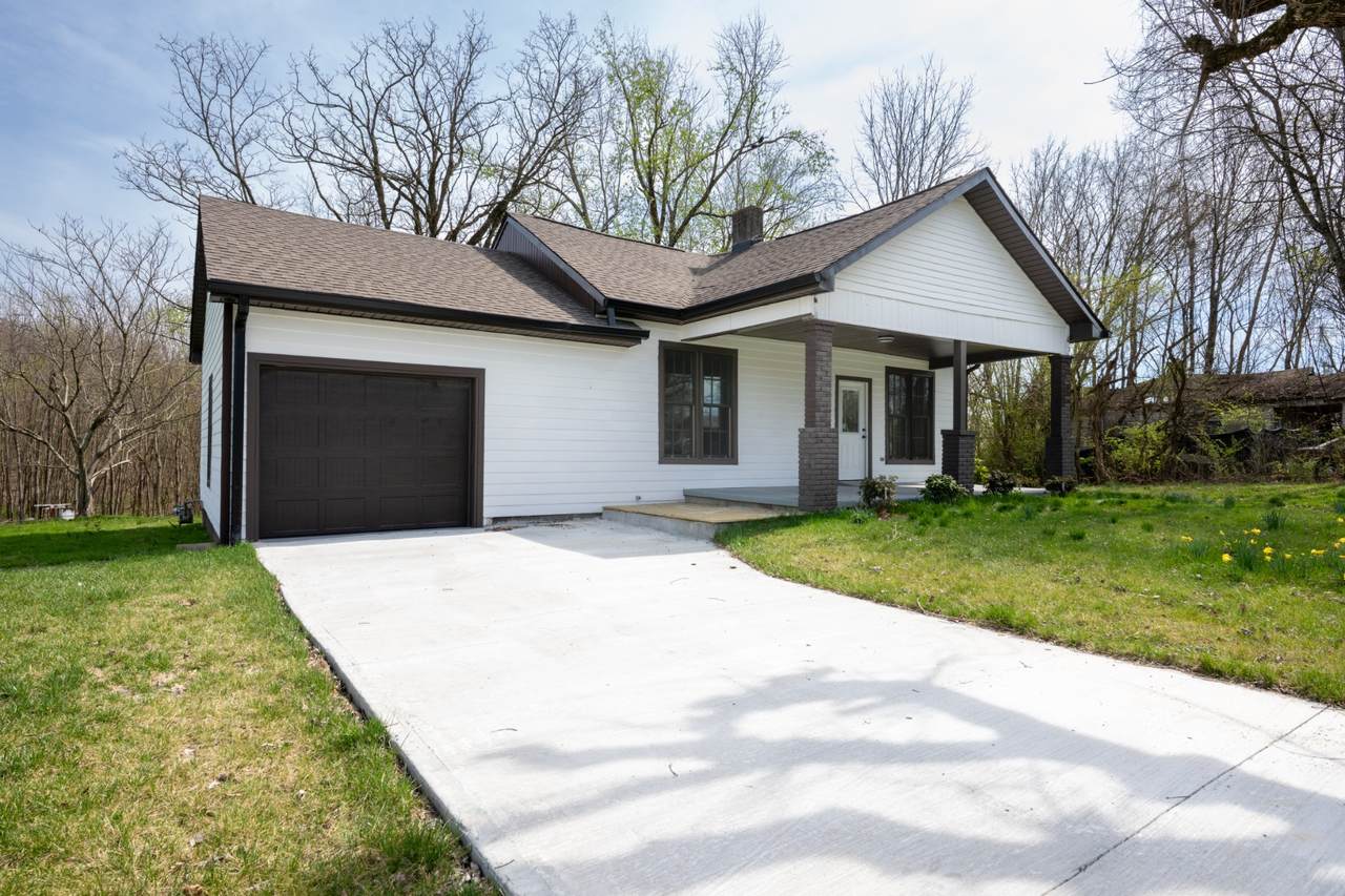 469 E Main St - Photo 1